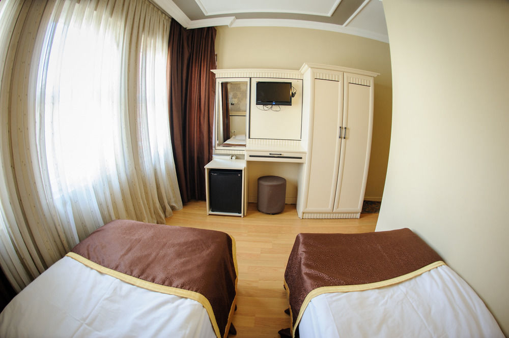 Hurriyet Hotel อิสตันบูล ภายนอก รูปภาพ