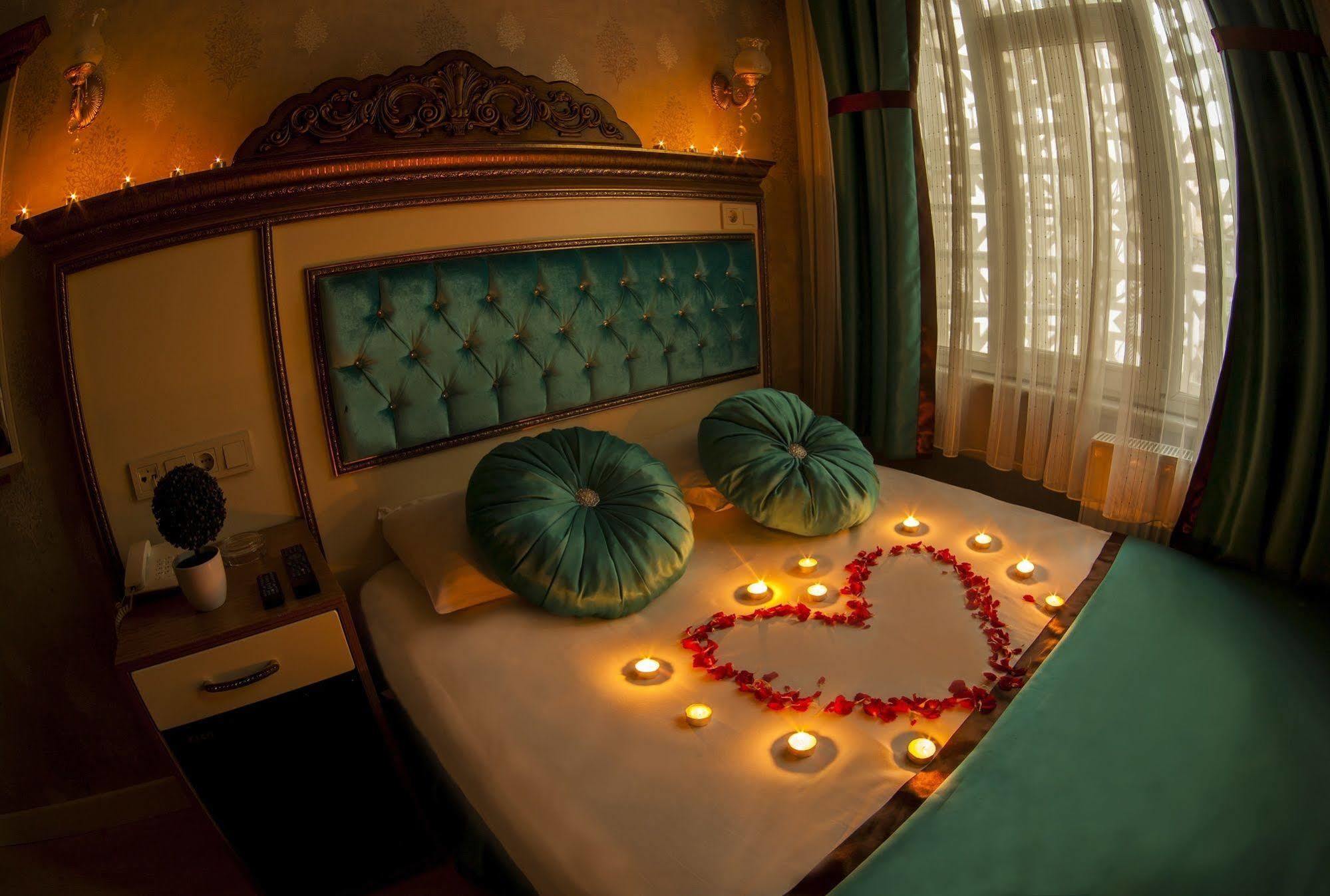 Hurriyet Hotel อิสตันบูล ภายนอก รูปภาพ