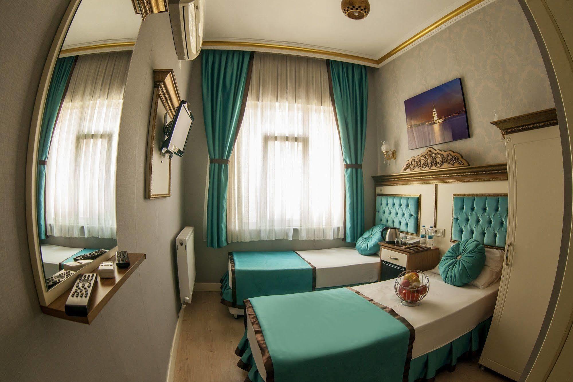 Hurriyet Hotel อิสตันบูล ภายนอก รูปภาพ